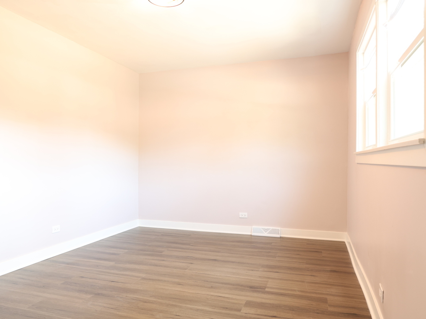 2115 W 68th Place Property Photo 20
