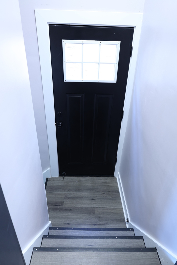 2115 W 68th Place Property Photo 21