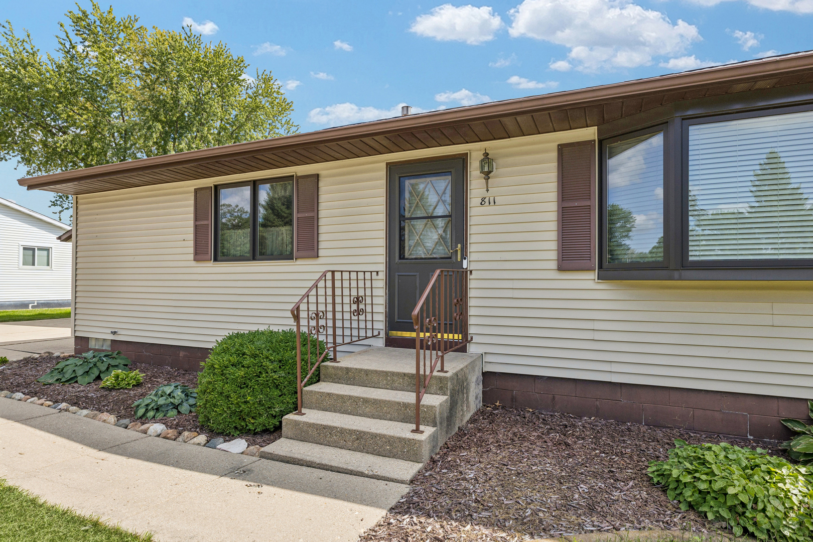 811 12th Street Property Photo 6