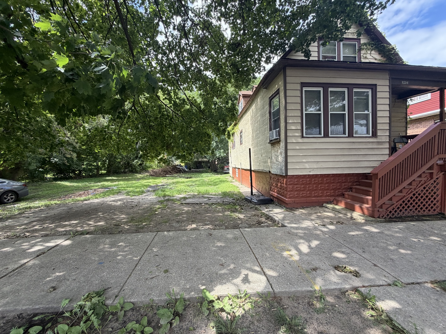8218 S Manistee Avenue Property Photo 1