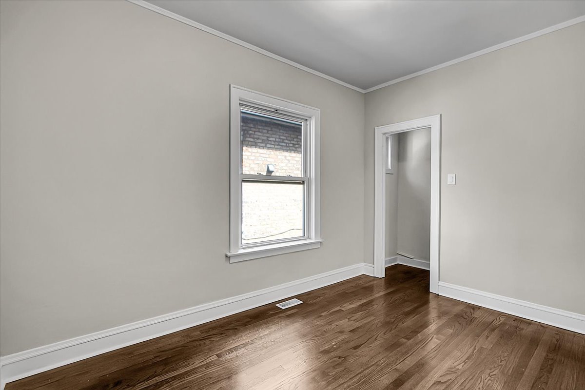 5729 S Campbell Avenue Property Photo 11