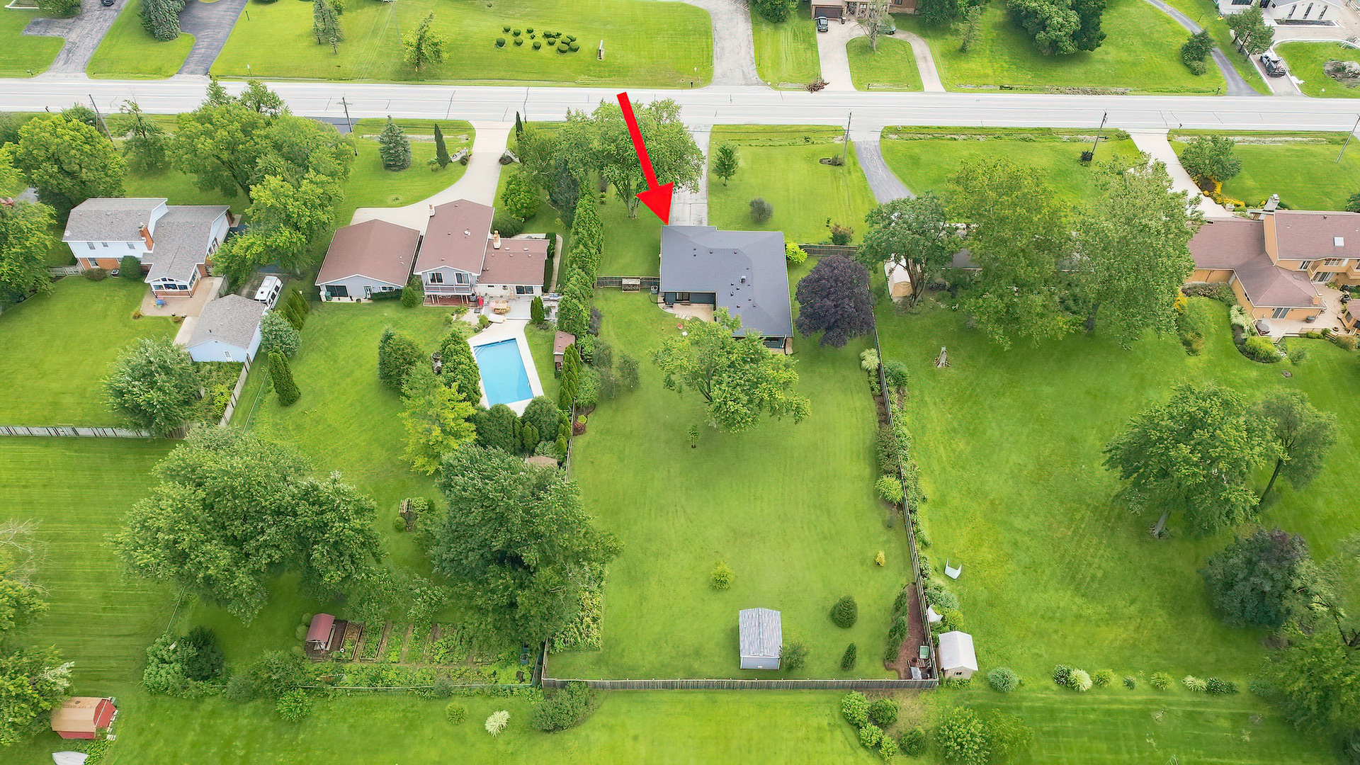 9s580 Clarendon Hills Road Property Photo 42