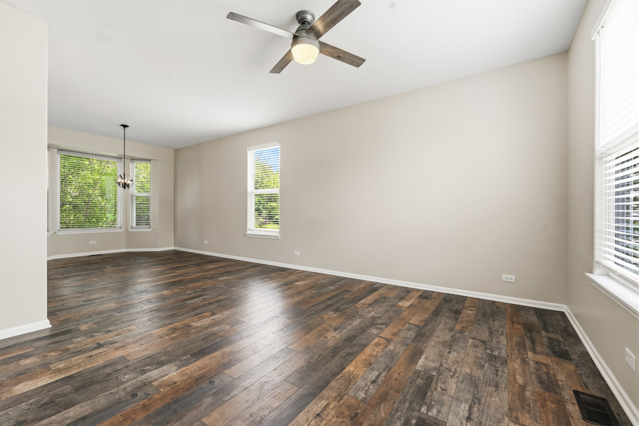 32804 Bending Creek Road Property Photo 4