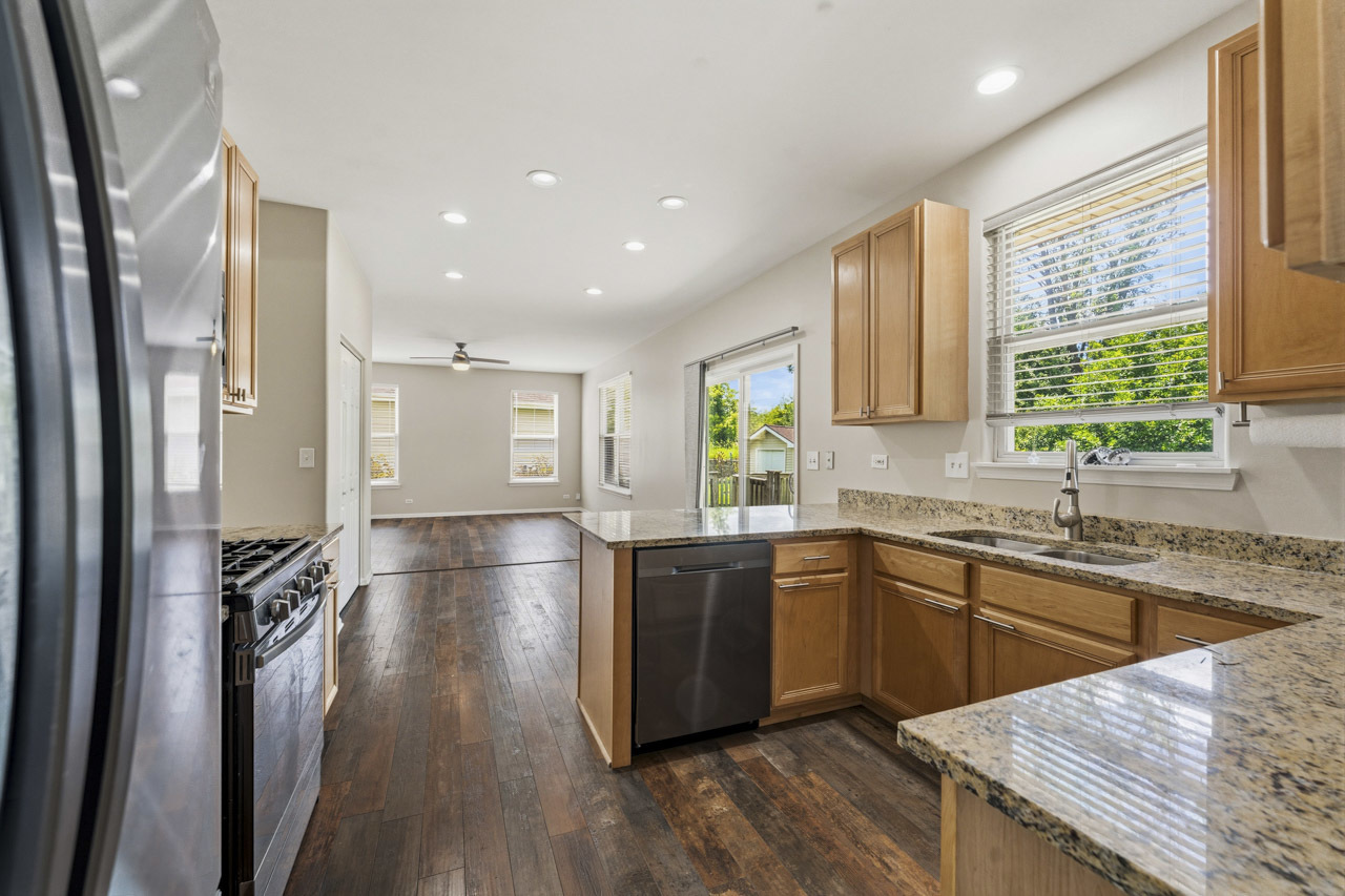 32804 Bending Creek Road Property Photo 9