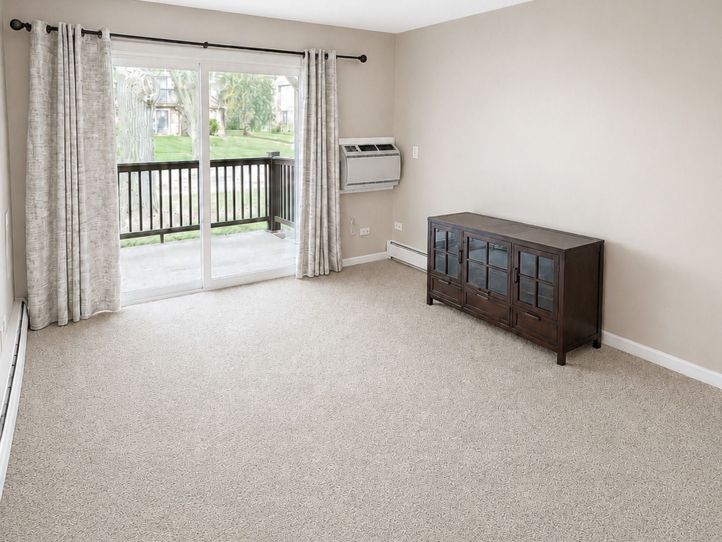 304 N Carter Street 101 Property Photo 2