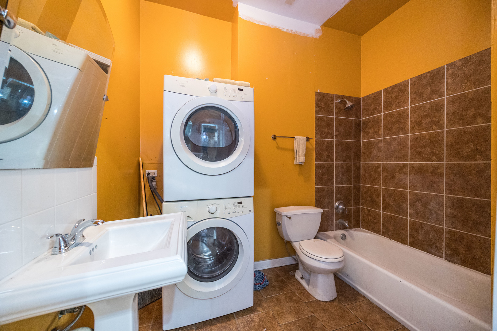3008 N Clybourn Avenue Property Photo 19