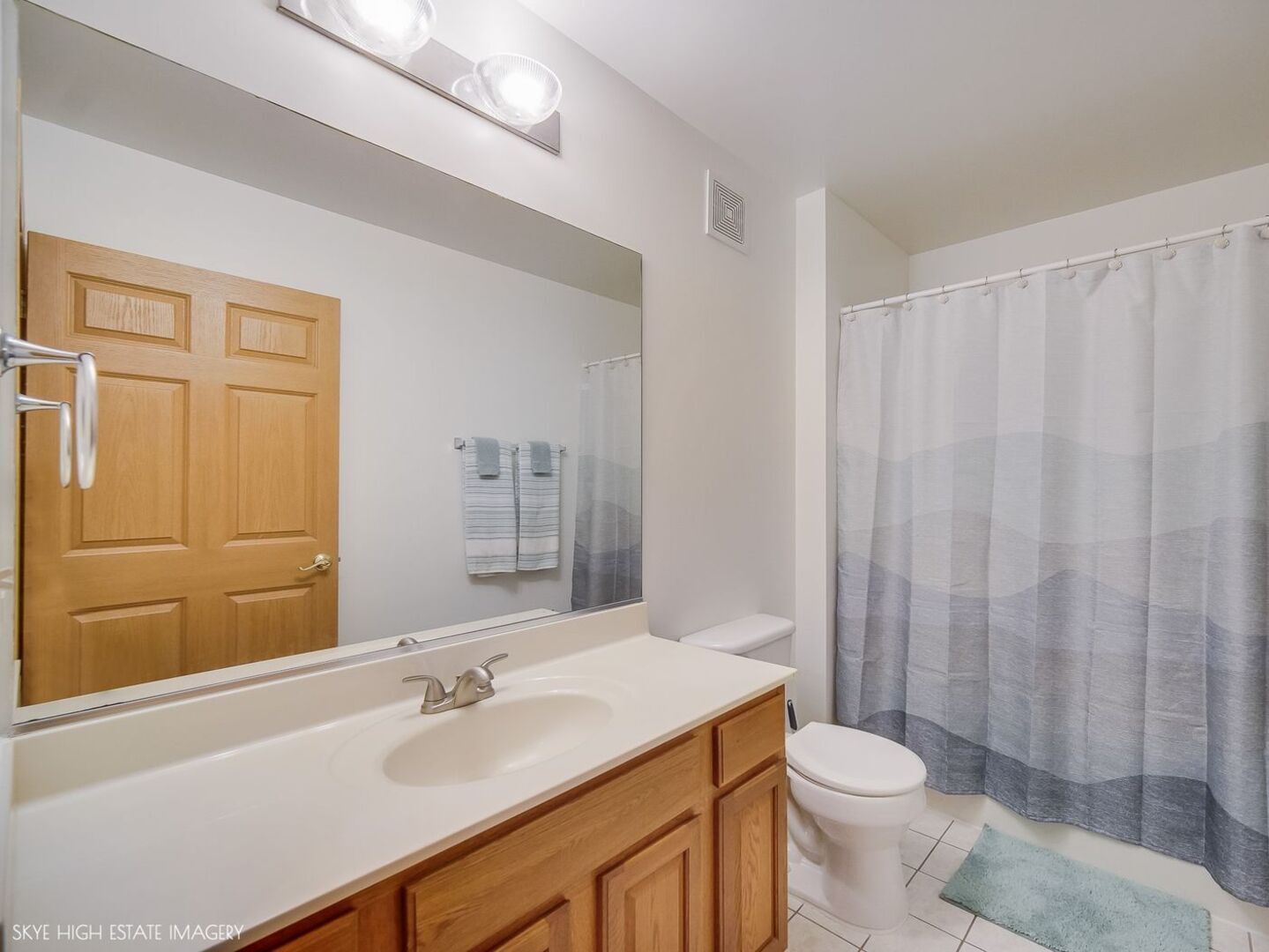 1901 W Crestview Circle 1901 Property Photo 15
