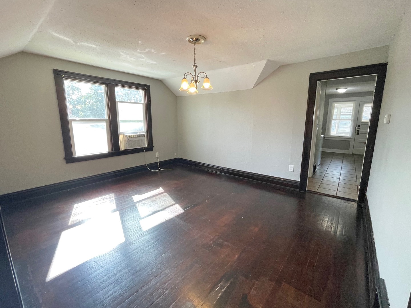 603 Mill Street B Property Photo 3