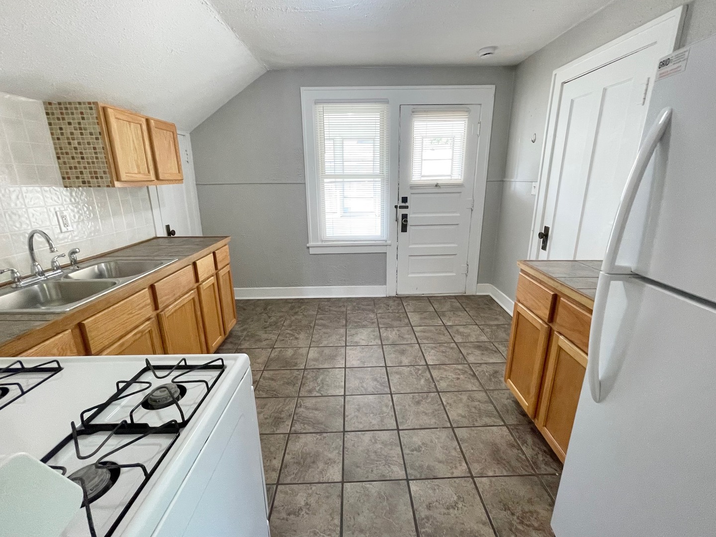 603 Mill Street B Property Photo 6