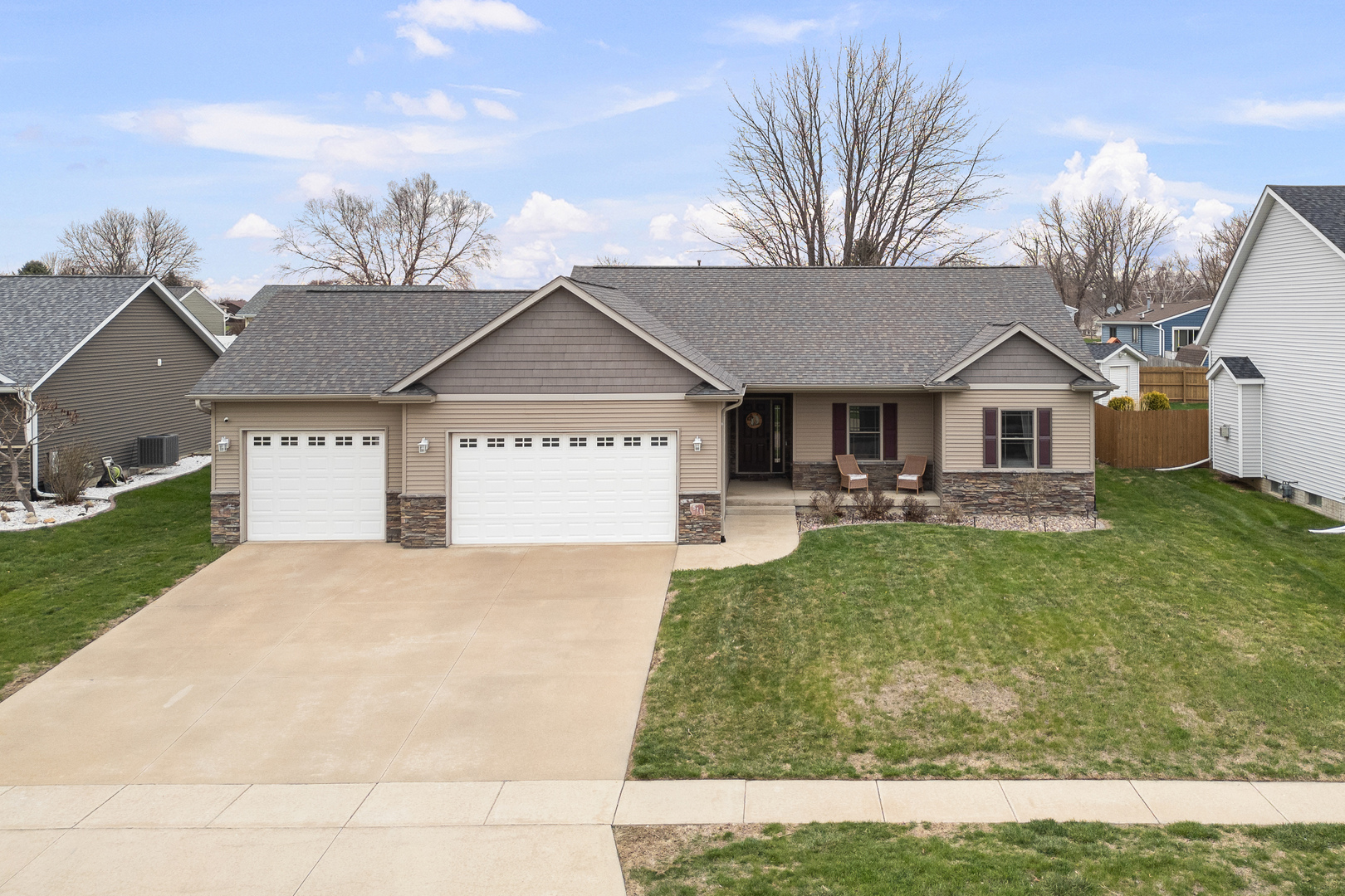 510 Pinehurst Drive Property Photo 1