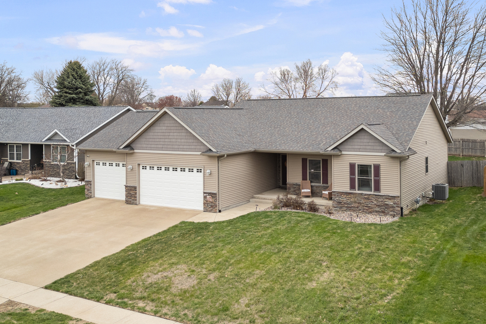 510 Pinehurst Drive Property Photo 2