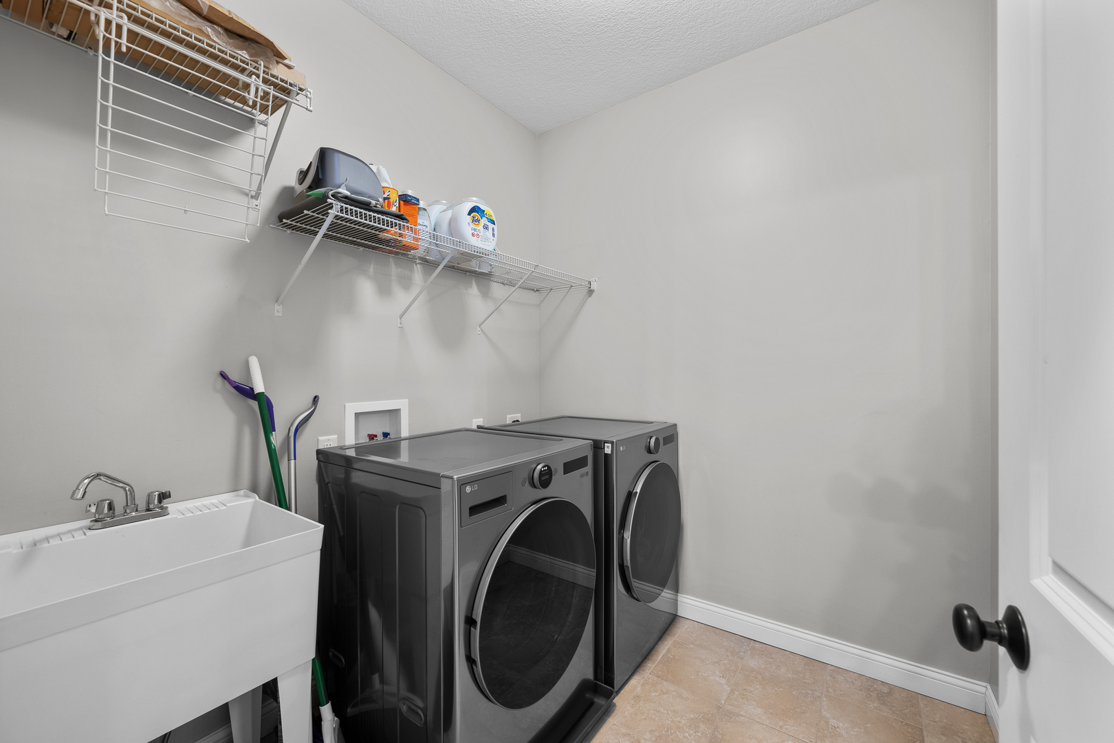 510 Pinehurst Drive Property Photo 18