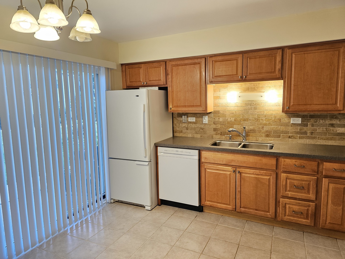 592 Lotus Court 114-a Property Photo 3