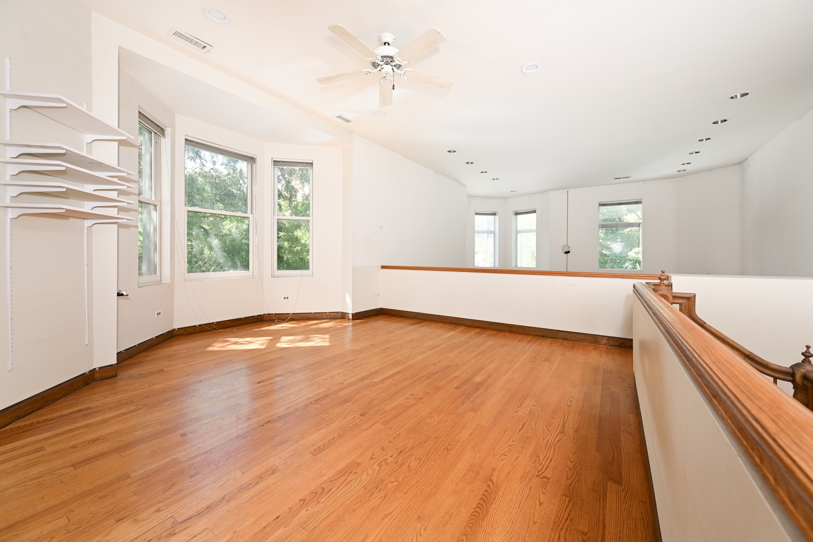 849 N Dearborn Street Property Photo 14