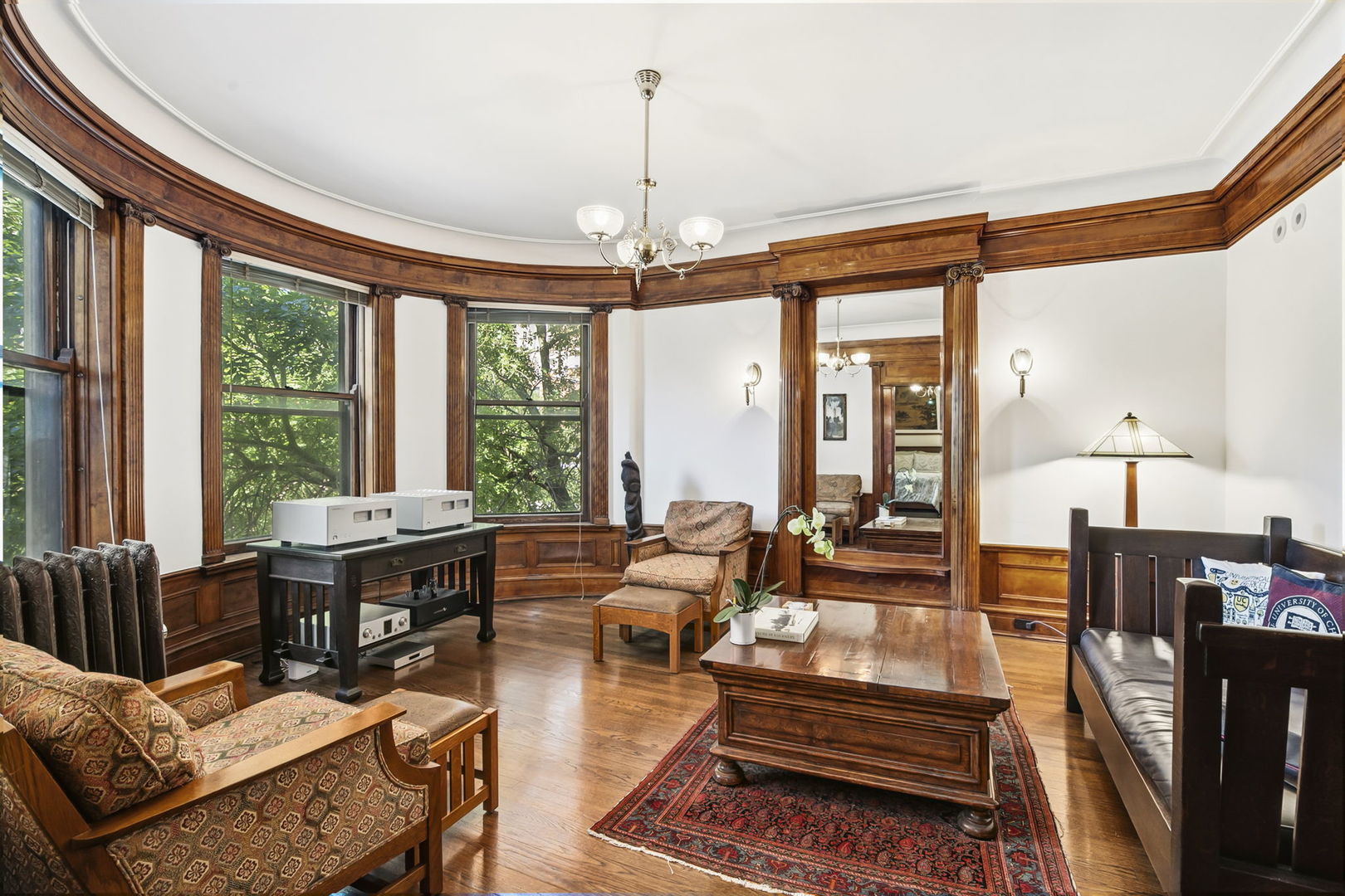 453 W Fullerton Parkway 2e Property Photo 6