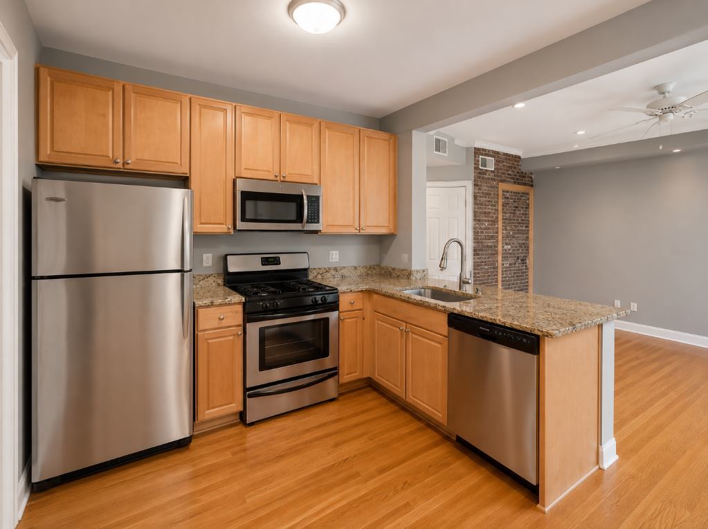 4964 N Spaulding Avenue 1 Property Photo 2
