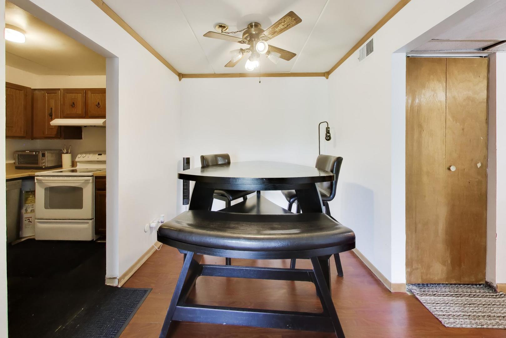 17005 Albany Avenue 202 Property Photo 8