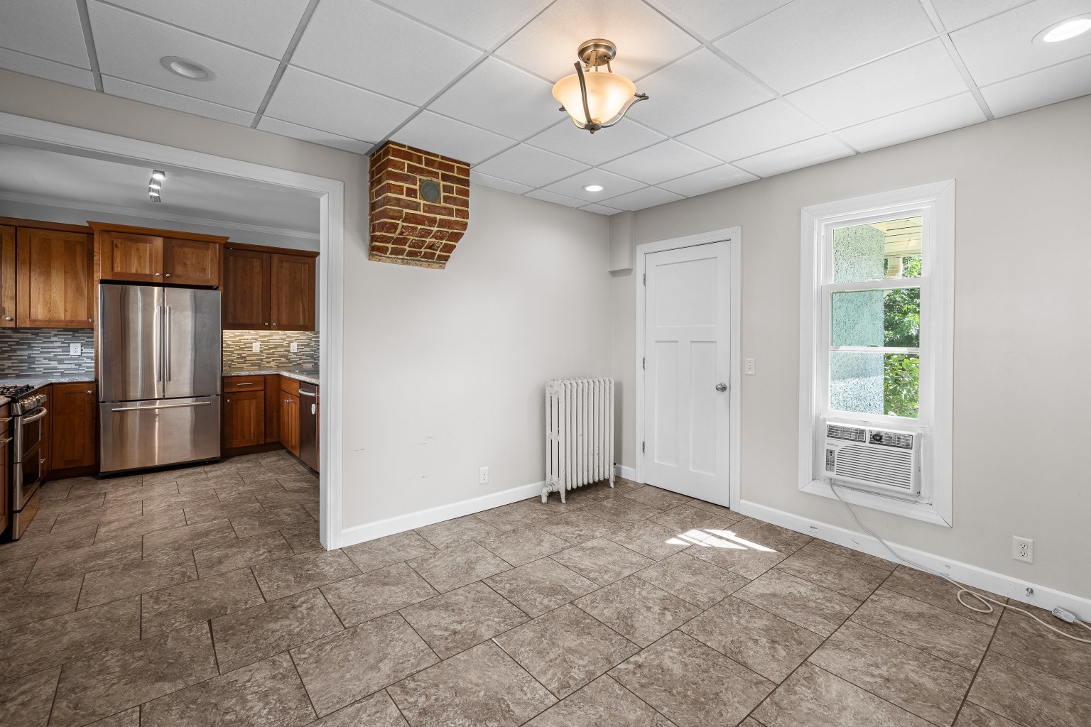 411 E Prospect Street Property Photo 29