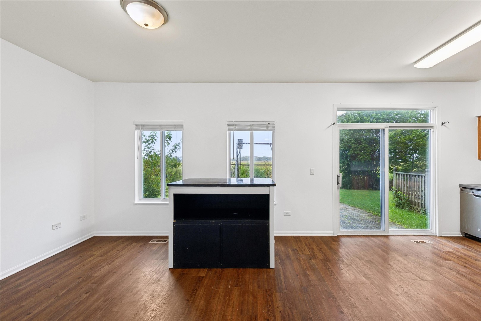 4409 Klatt Street Property Photo 7