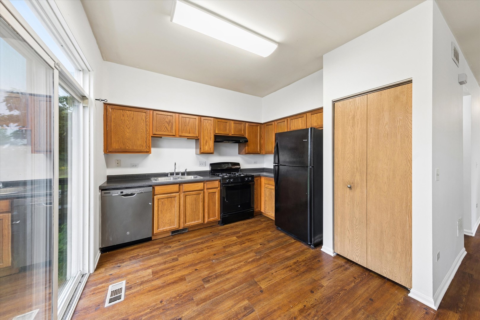 4409 Klatt Street Property Photo 10