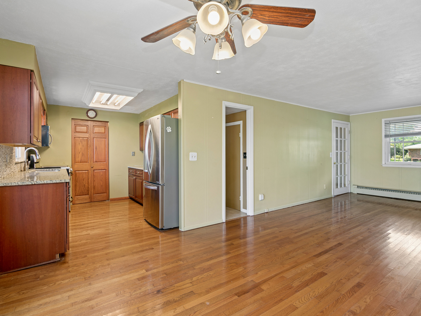 185 N Lynn Court Property Photo 8
