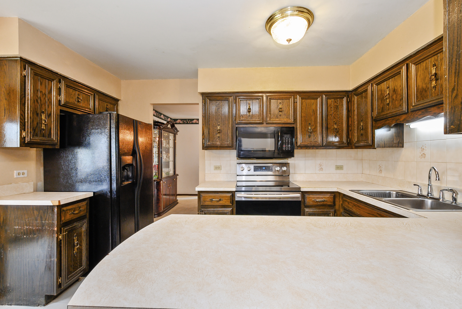 944 E 193rd Place Property Photo 11