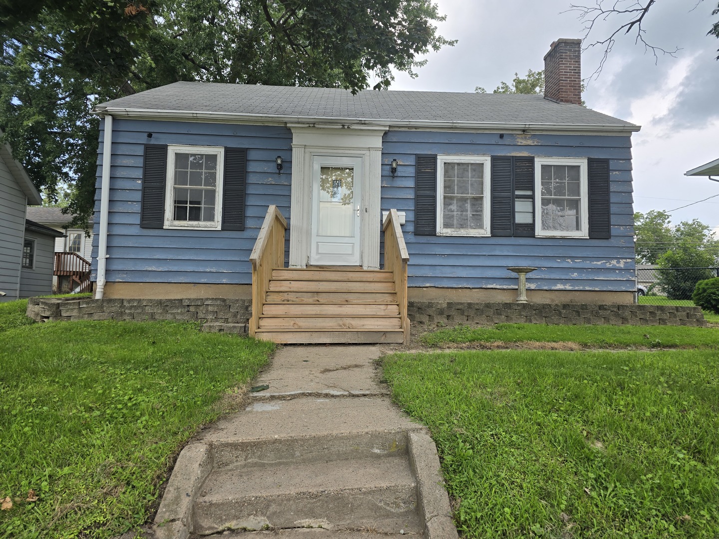 1015 10th Avenue Property Photo 1