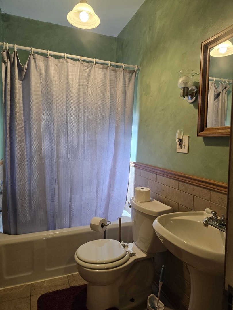 1015 10th Avenue Property Photo 6