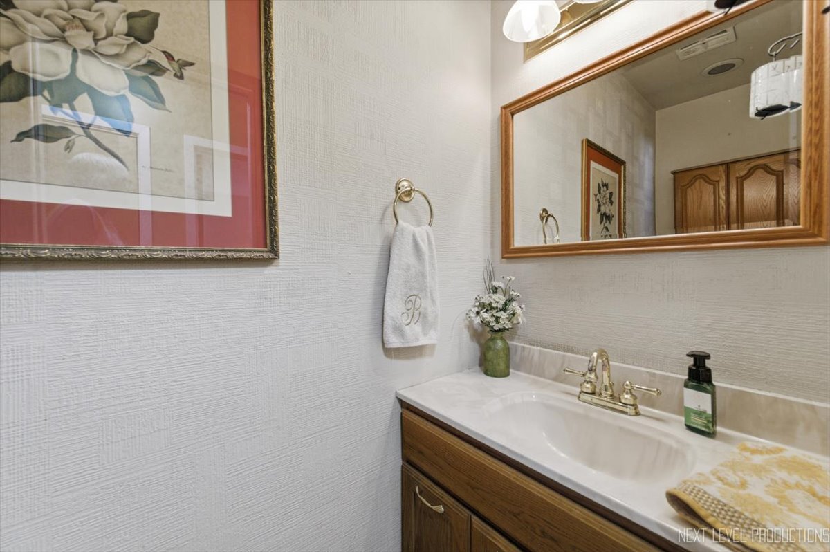 1n255 Prairie Avenue Property Photo 15
