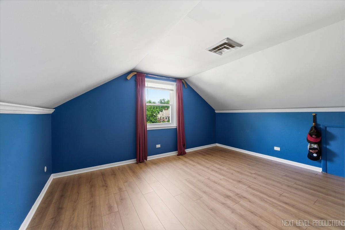 1n255 Prairie Avenue Property Photo 18