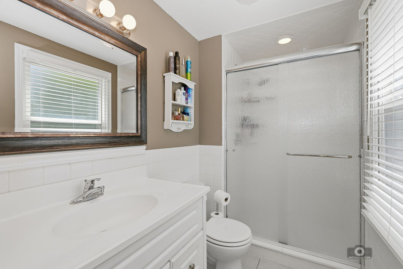 619 E Bauer Road Property Photo 16