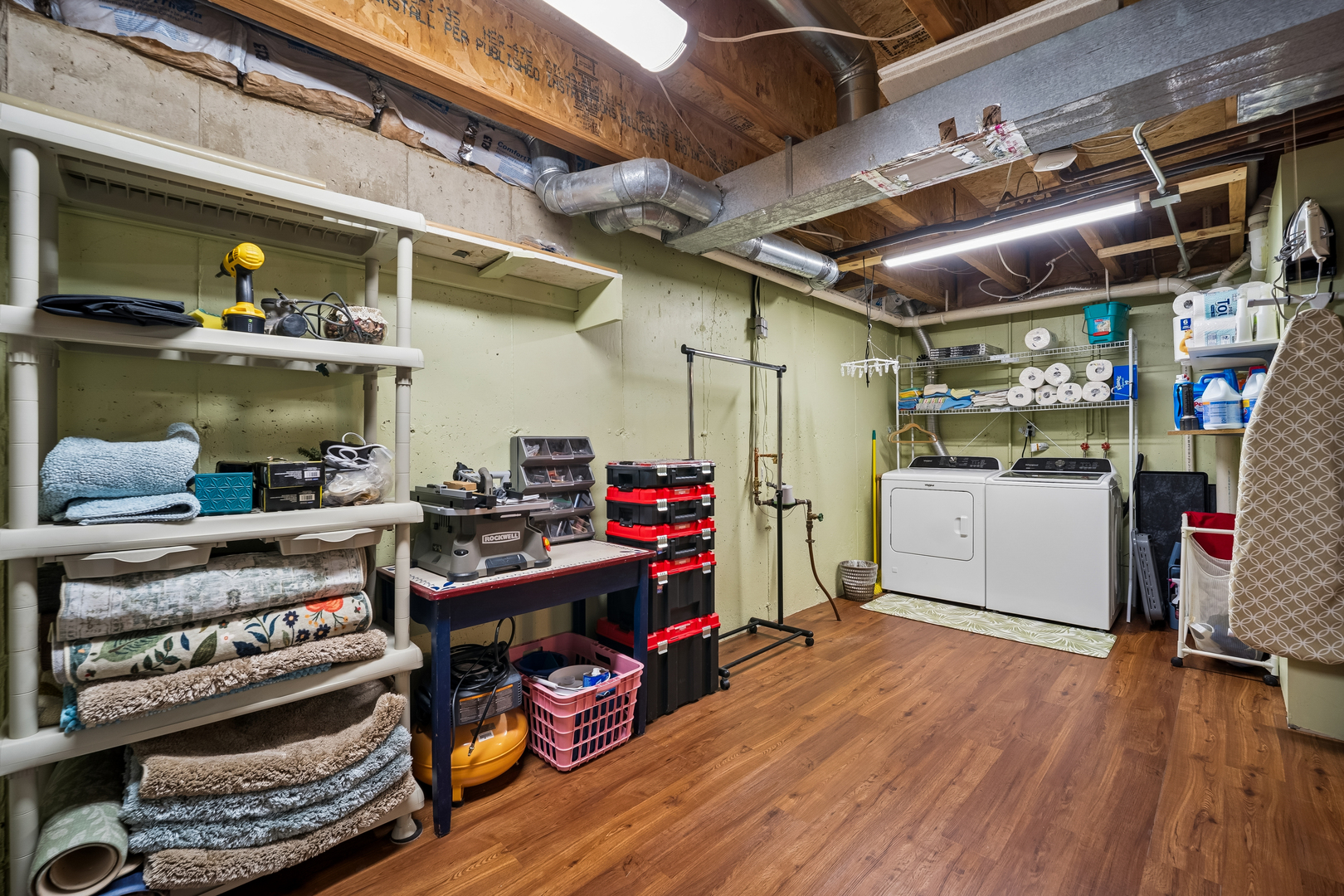 1406 Charleston Court Property Photo 20