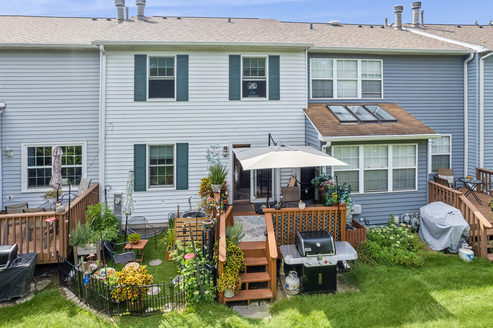 1406 Charleston Court Property Photo 21