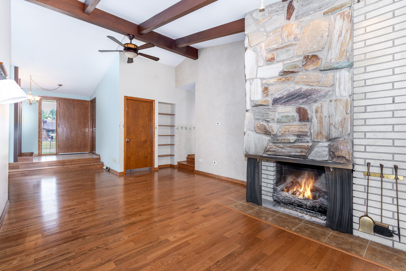 642 Country Lane Property Photo 16