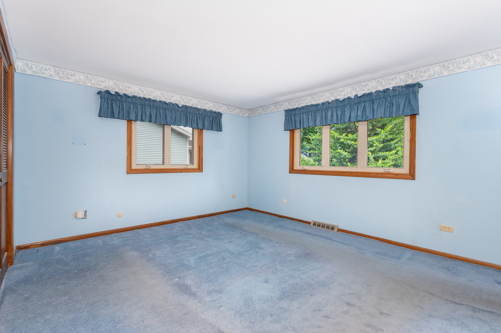 642 Country Lane Property Photo 21