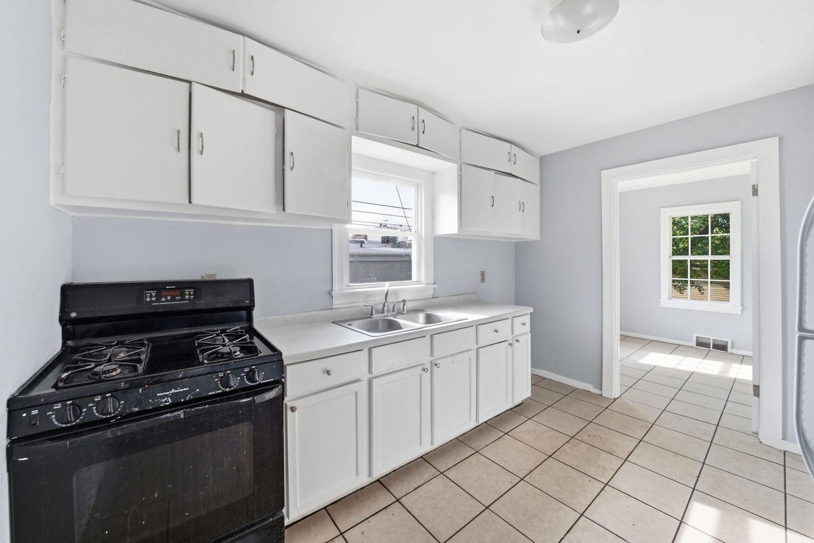 404 River Oaks Drive Property Photo 6