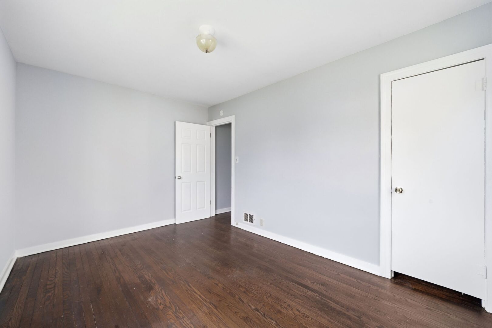 404 River Oaks Drive Property Photo 10