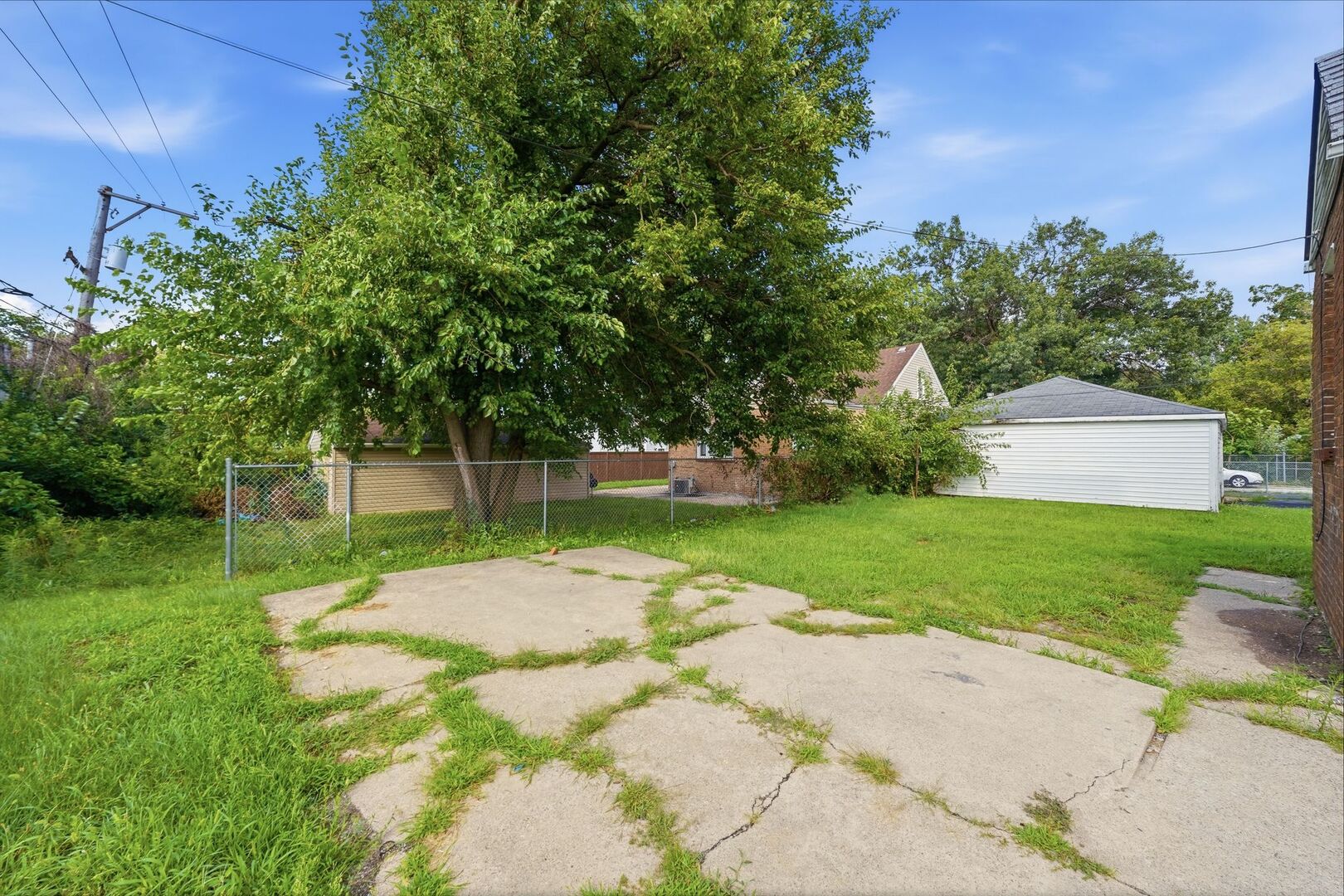 404 River Oaks Drive Property Photo 27