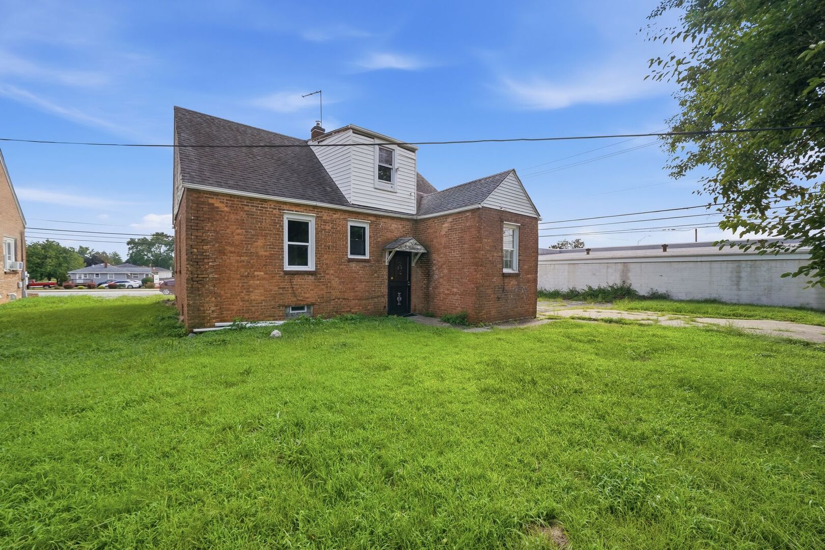 404 River Oaks Drive Property Photo 28