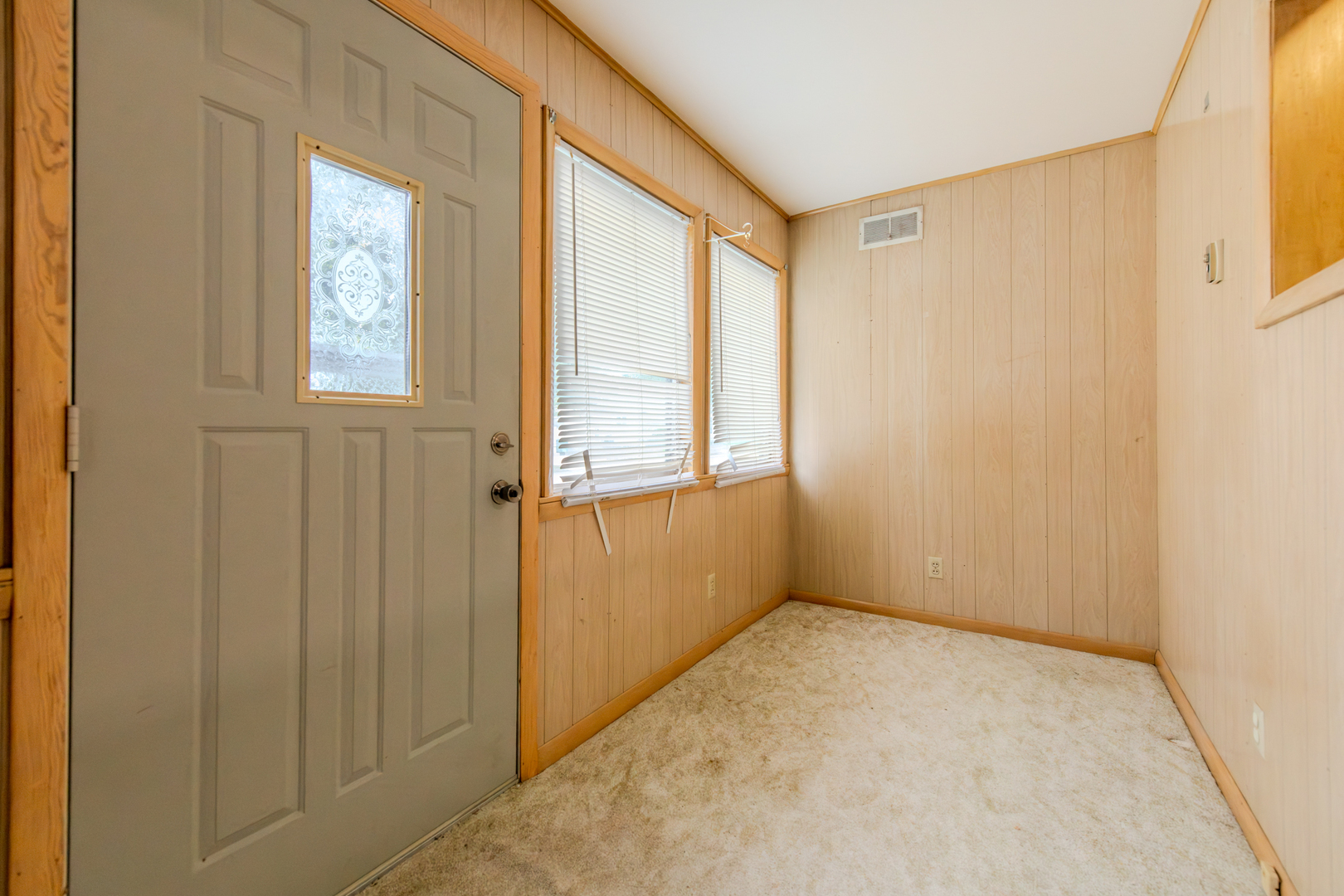 608 E Grant Street Property Photo 14