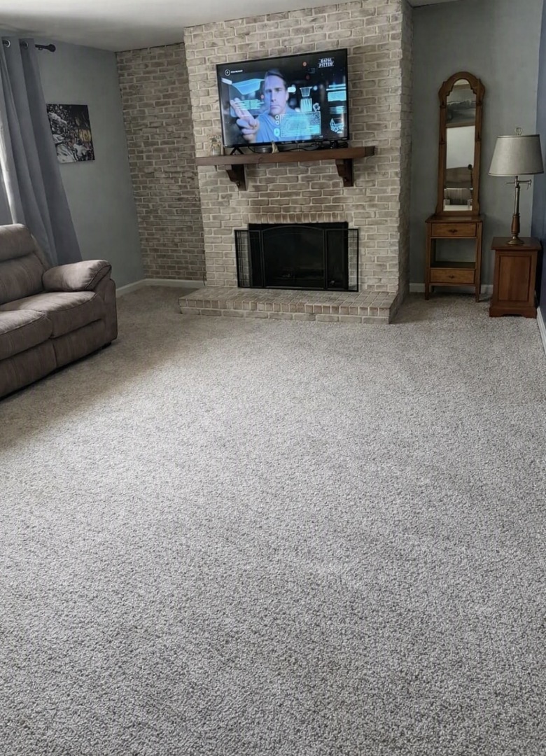2107 Ohio Parkway Property Photo 4