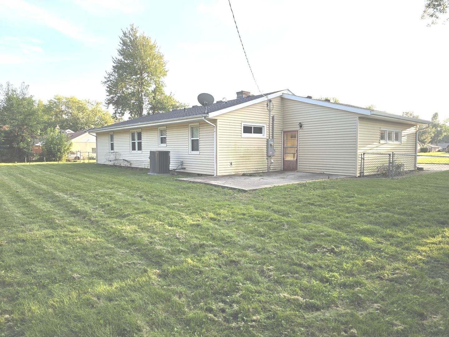 906 Snyder Drive Property Photo 9