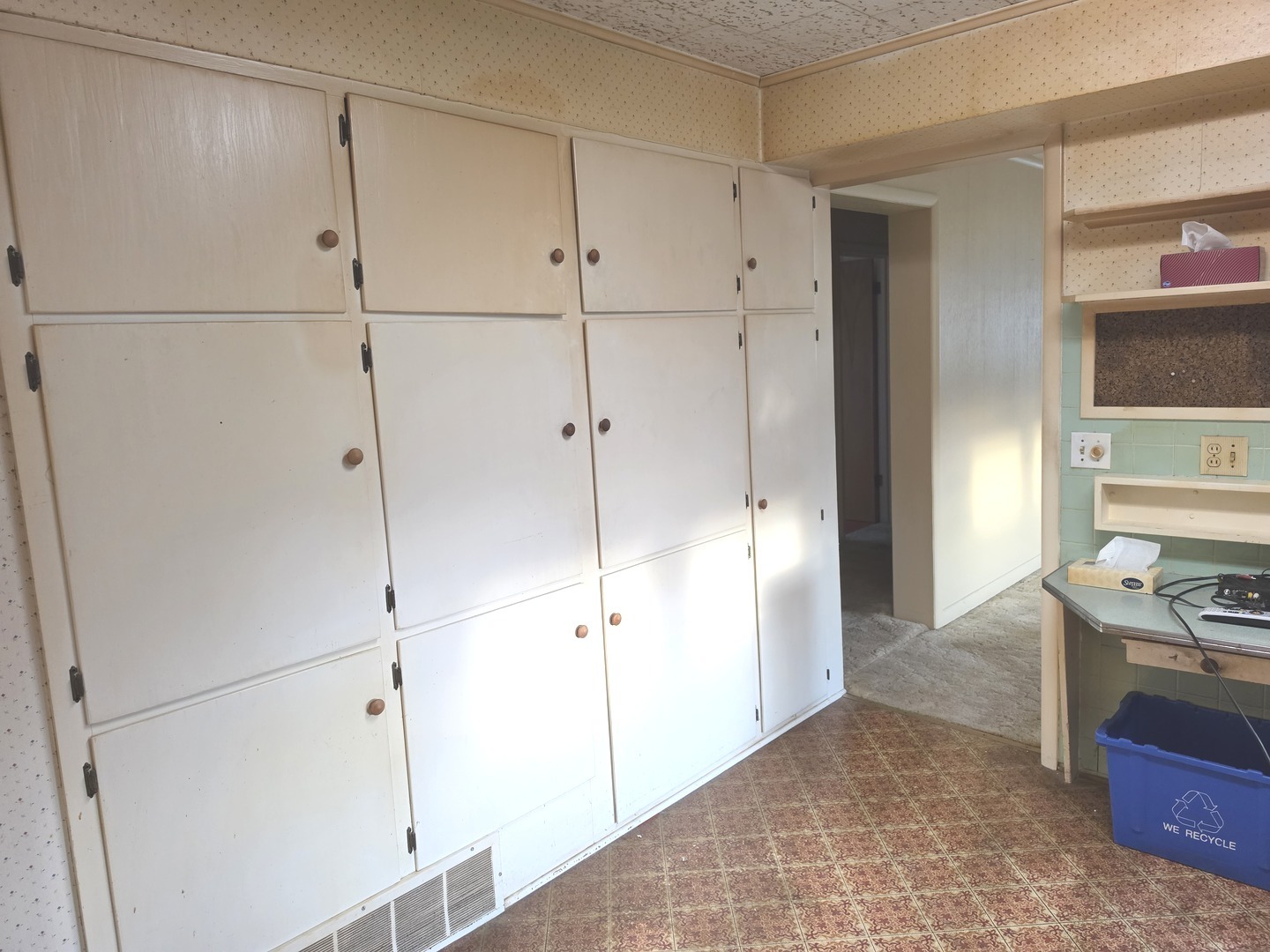 906 Snyder Drive Property Photo 19