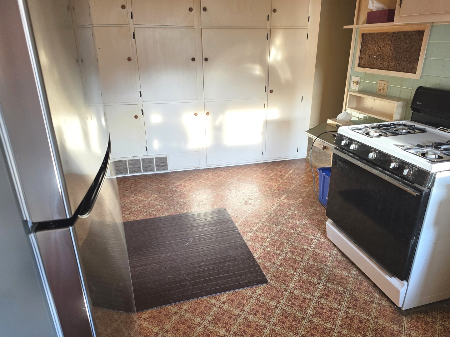 906 Snyder Drive Property Photo 21