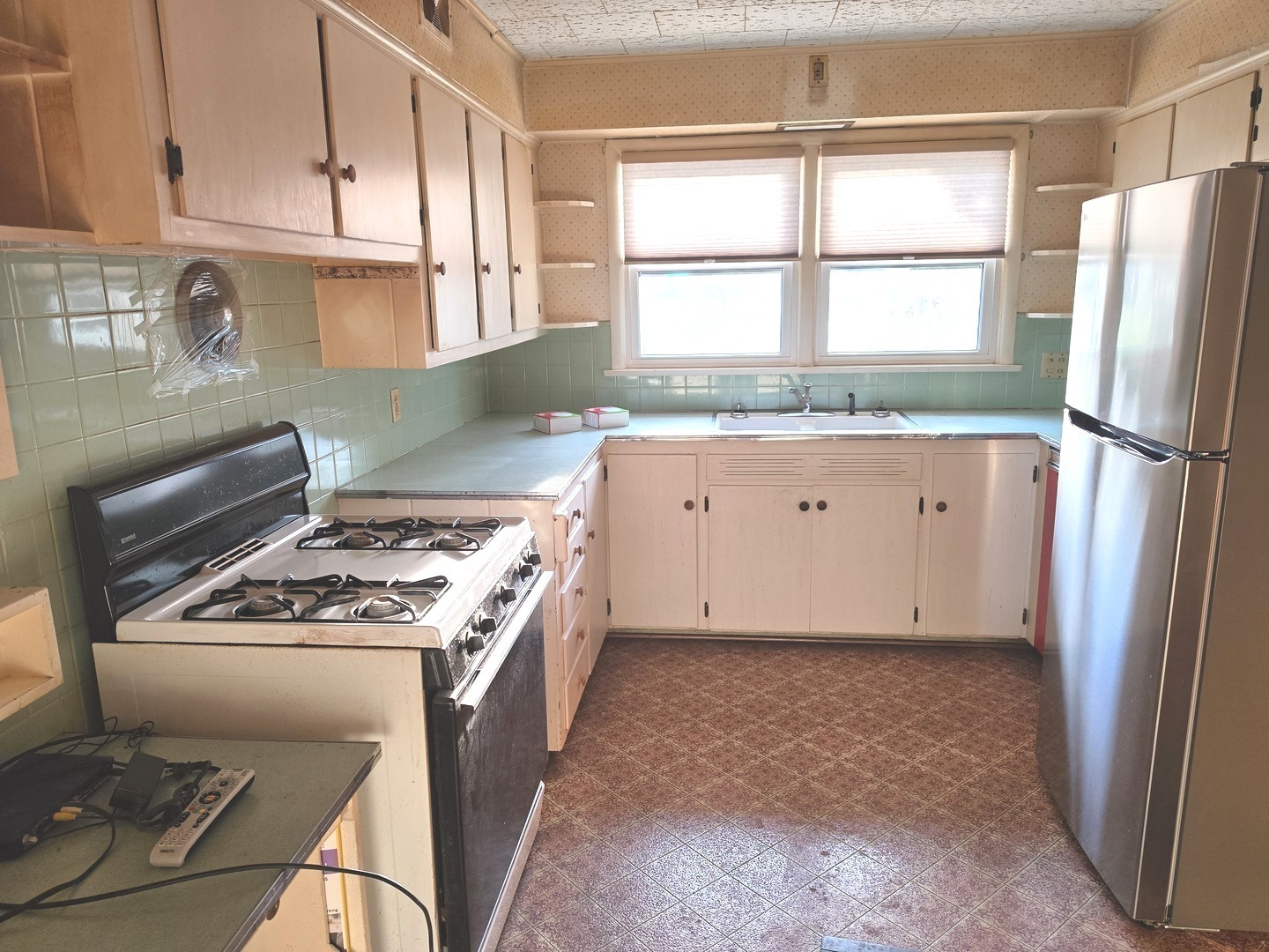 906 Snyder Drive Property Photo 22