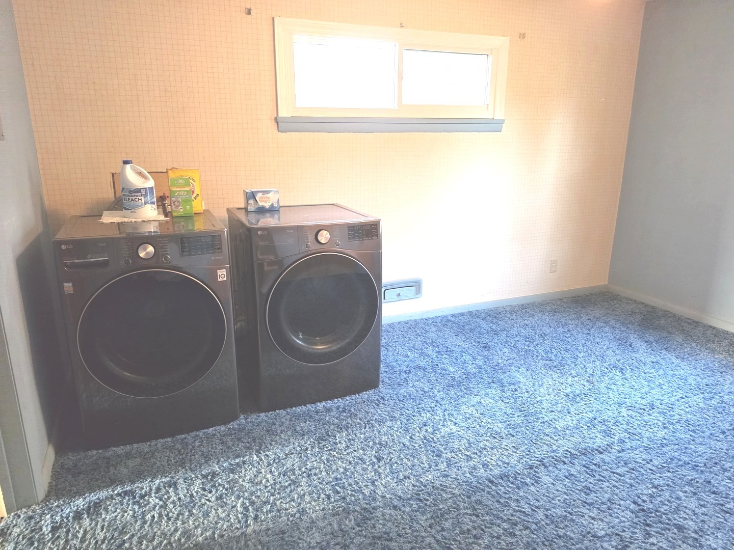 906 Snyder Drive Property Photo 26