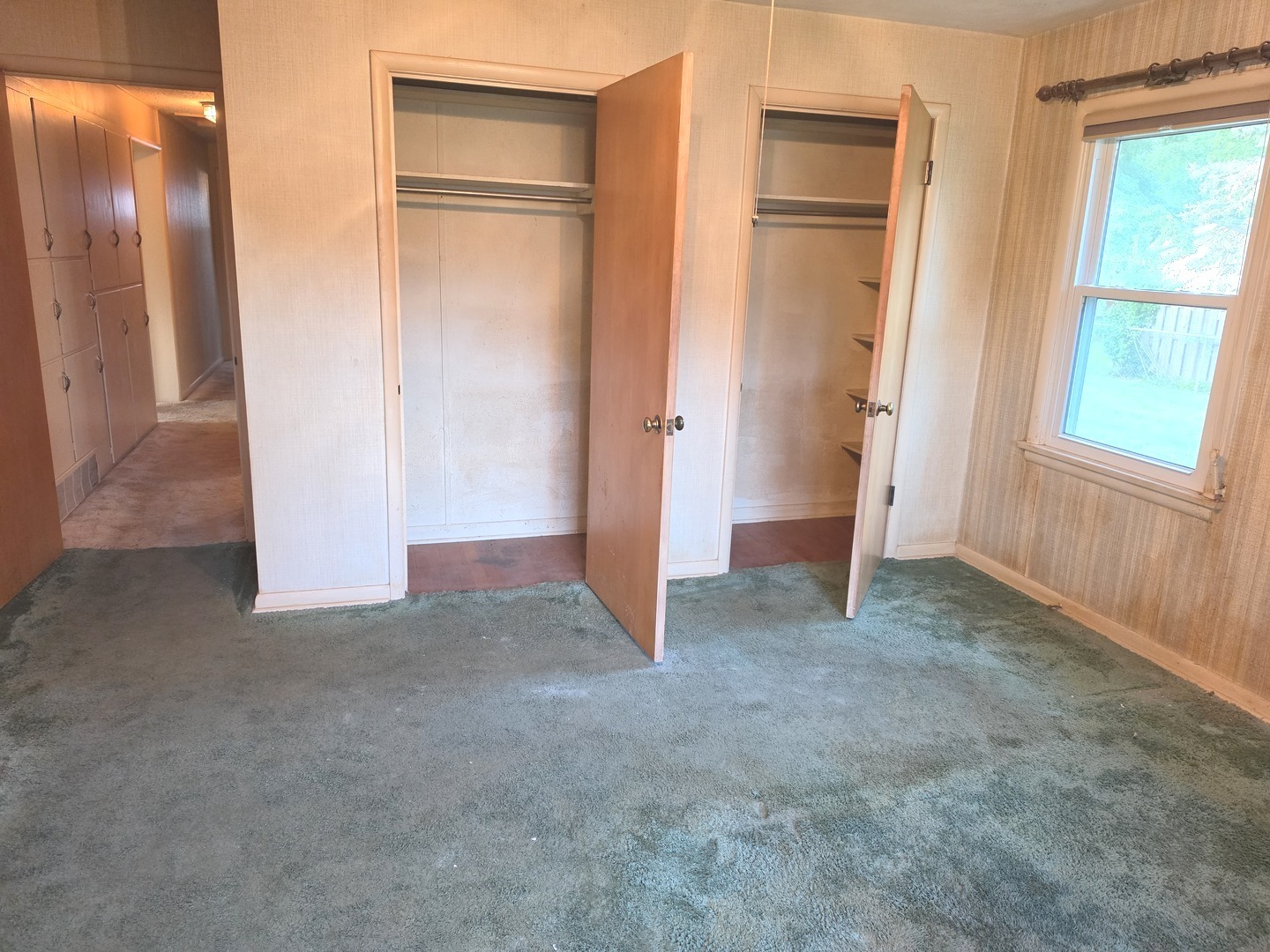 906 Snyder Drive Property Photo 33
