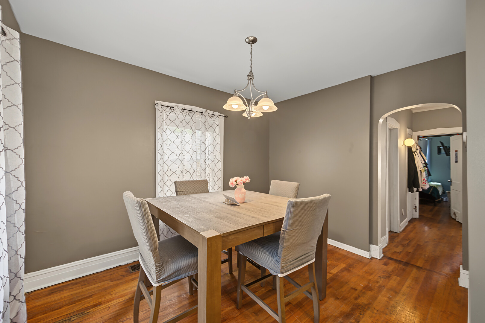 4226 W Haddon Avenue Property Photo 6