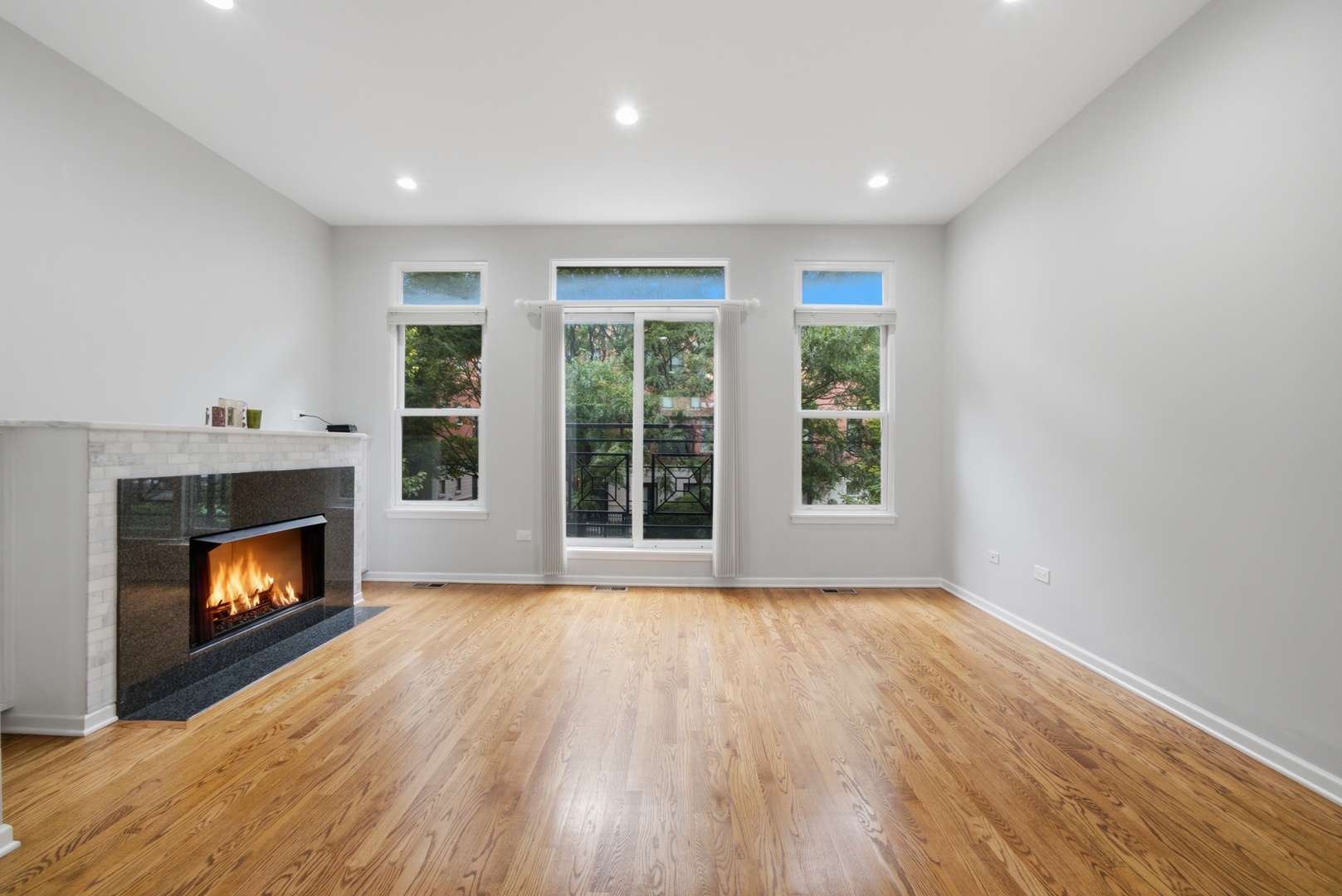 935 W College Parkway Property Photo 6