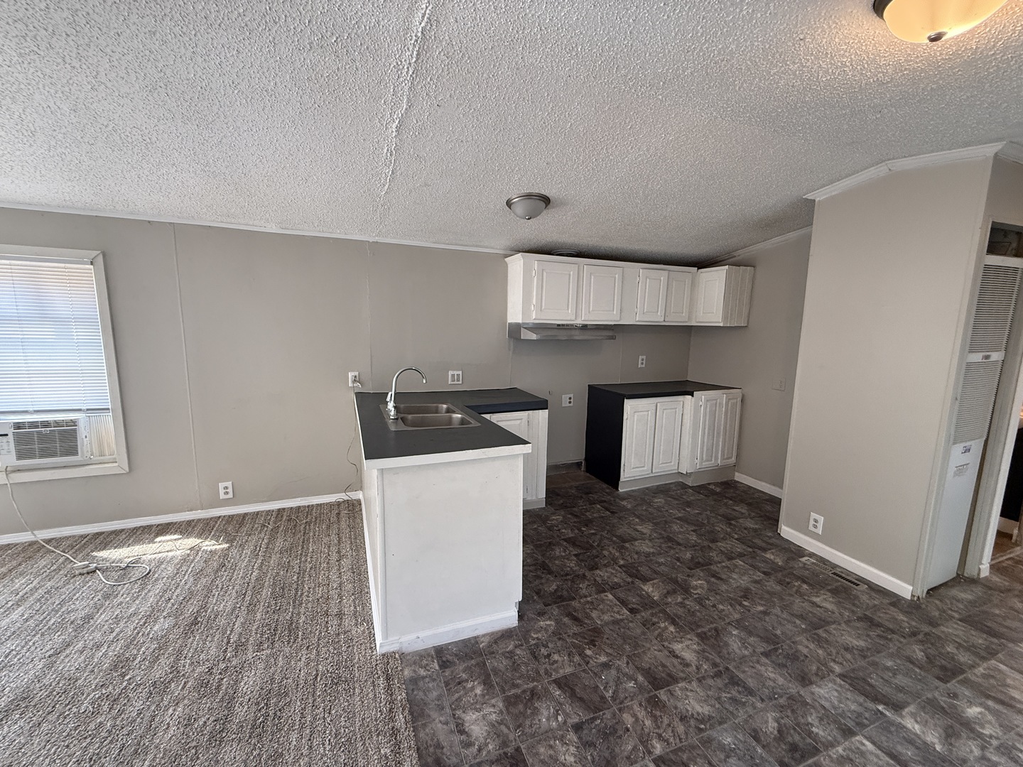 1712 S Dixie Highway 204 Property Photo 10